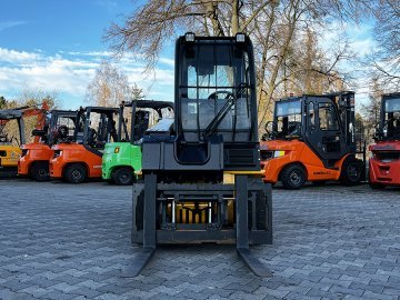 KOPIA wózek widłowy JCB TLT30D