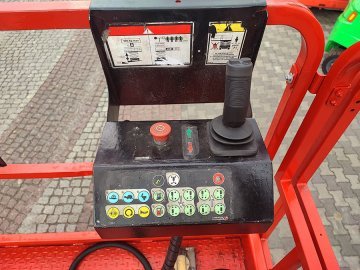 Podest roboczy terenowy zwyżka nożycowa Haulotte H12SX 4WD