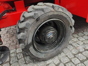 Podest roboczy terenowy zwyżka nożycowa Haulotte H12SX 4WD