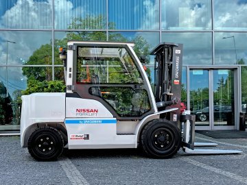 wózek widłowy Nissan UniCarriers DG1F4A50Y 5 ton