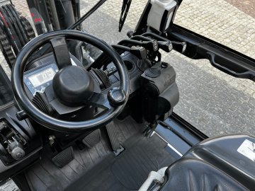 wózek widłowy Nissan UniCarriers DG1F4A50Y 5 ton