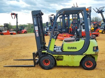 Wózek widłowy Clark GPM 15N