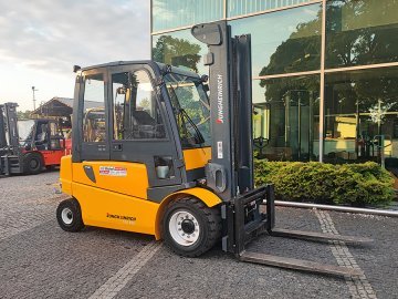Carrello elevatore Jungheinrich EFG550