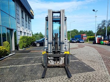 Wózek widłowy Jungheinrich TFG 430s