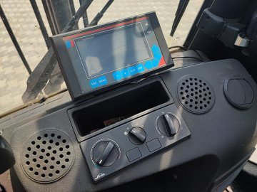 Wózek widłowy Linde H30T-02