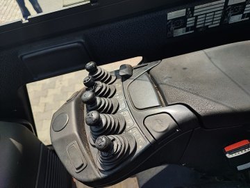 Wózek widłowy Linde H30T-02