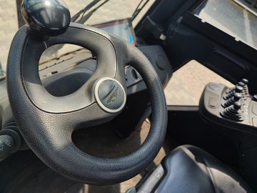 Wózek widłowy Linde H30T-02