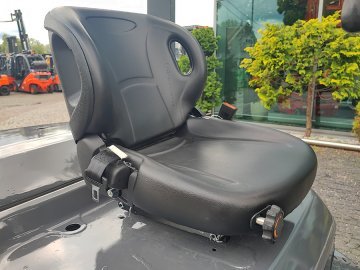 Wózek widłowy Toyota 02-8FDF30