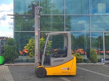 Wózek widłowy elektryczny Jungheinrich EFG220