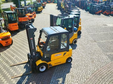 Wózek widłowy Jungheinrich DFG 320s