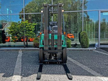 Wózek widłowy Mitsubishi FG15N 1500kg 4,7m Triplex