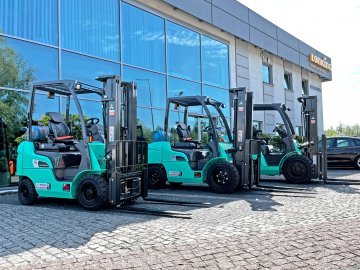 Wózek widłowy Mitsubishi FG30N 3000kg 3,3m Duplex