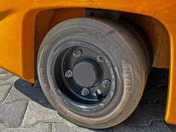 Wózek widłowy elektryczny Jungheinrich EFG 216