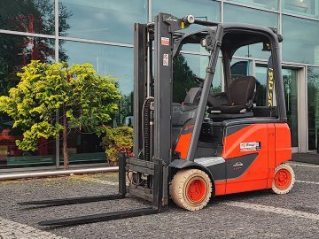 Wózek widłowy elektryczny Linde E20PH-02