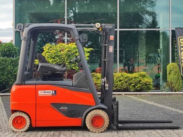 Wózek widłowy elektryczny Linde E20PH-02