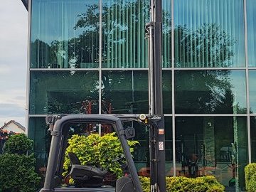 Wózek widłowy elektryczny Linde E20PH-02