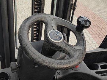 Wózek widłowy elektryczny Linde E20PH-02