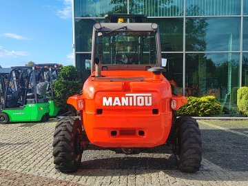 Wózek widłowy terenowy Manitou M26-4
