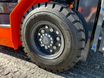 Wózek widłowy gazowy Lonking LG20GLTX