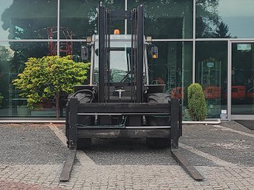 Wózek widłowy terenowy Ausa C 500 H