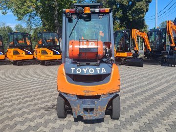 Wózek widłowy Toyota 02-8FGF20
