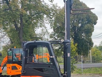 Wózek widłowy elektryczny Linde E16H-02