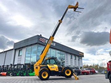 Ładowarka teleskopowa JCB 533-105