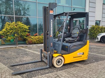Wózek widłowy elektryczny Jungheinrich EFG 216K