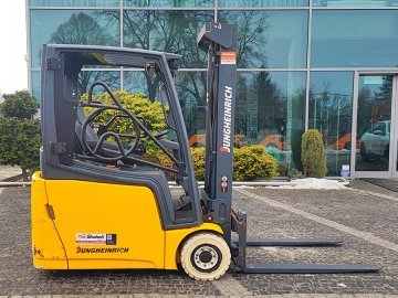 Wózek widłowy elektryczny Jungheinrich EFG 216K