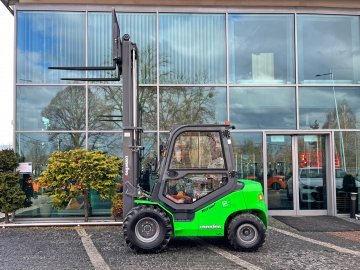 wózek terenowy elektryczny Lonking LG25BT Terrain li-ion kabina