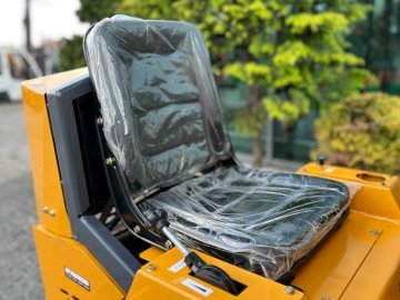 Miniładowarka gąsienicowa skid steer Günstig DT480