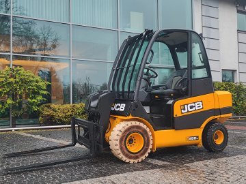 Wózek widłowy teleskopowy JCB TLT25D