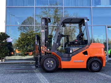 Wózek widłowy Lonking LG30DTX 4,5 m T