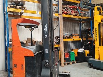 Wózek widłowy wysokiego składowania BT RRE 160