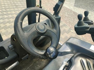 Wózek widłowy elektryczny Linde E16C