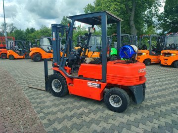 Wózek widłowy Komatsu FG25-11