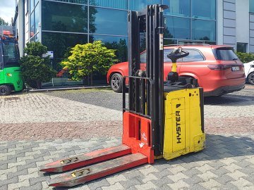 Wózek elektryczny podnośnikowy z podestem Hyster S1.5S IL