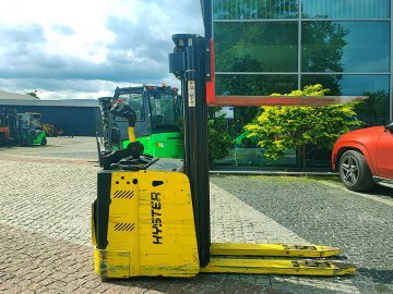 Wózek elektryczny podnośnikowy z podestem Hyster S1.5S IL