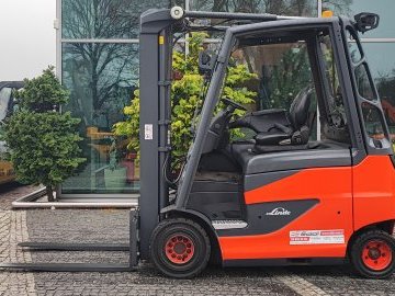 Wózek widłowy elektryczny Linde E25H-01/600