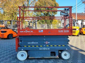 Zwyżka podnośnik nożycowy Skyjack SJIII-3226