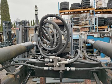 Chwytak odgórny do transportu pakietów materiałów budowlanych JSC JC M20