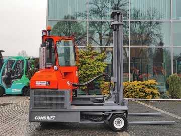 Wózek widłowy wielokierunkowy Combilift C4500
