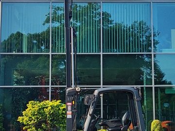Wózek widłowy elektryczny Linde E16PH-02