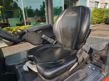Wózek widłowy elektryczny Linde E12-02