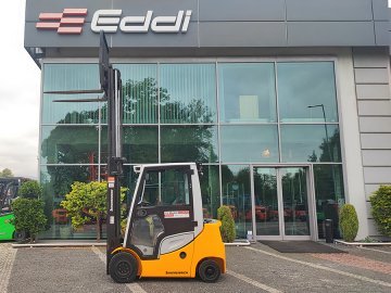 Wózek widłowy Jungheinrich DFG 320s