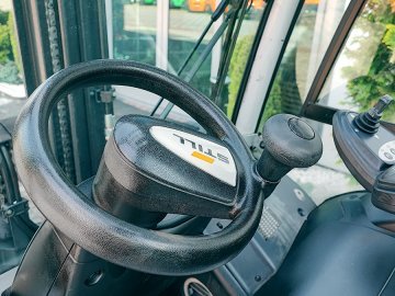 Wózek widłowy elektryczny Still RX 20-20 P/H