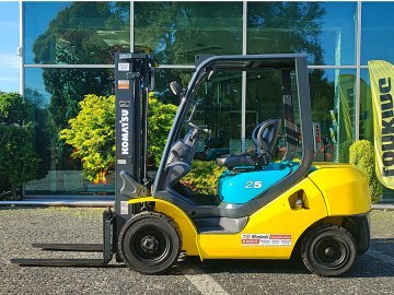 Wózek widłowy Komatsu FD25T-16R