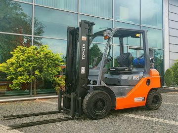 Wózek widłowy Toyota 02-8FGF20