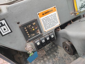 Ładowarka teleskopowa Caterpillar TH62