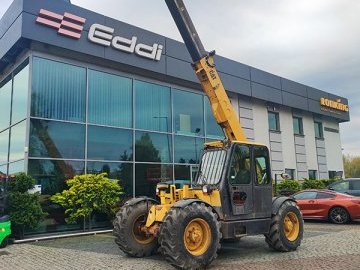 Ładowarka teleskopowa Caterpillar TH62